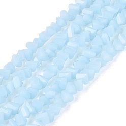 Светло-Синий Непрозрачное стекло бисер нитей, треугольные, граненые, голубой, 2~2.5x3.5~4x3.5~4 мм, отверстие : 0.8~0.9 мм, около 126~132 шт / нитка, 13.78~14.96'' (35~38 см)