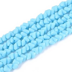 Светло-Голубой Матовые непрозрачные стеклянные бусы пряди, треугольные, граненые, Небесно-голубой, 3~3.5x4~4.5x4~4.5 мм, отверстие : 0.8 мм, около 121~131 шт / нитка, 14.37~15.35 дюйм (36.5~39 см)