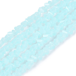 Бледно-бирюзовый Стеклянные бусины, имитация нефрита , треугольные, граненые, бледные бирюзовая, 2~2.5x3.5~4x3.5~4 мм, отверстие : 0.8~0.9 мм, около 126~132 шт / нитка, 13.78~14.96 дюйм (35~38 см)
