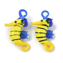 Желтый Подвески лэмпворк ручной работы, прелести морских коньков, желтые, 45~49x24~30x11~16 мм, отверстие : 2.5 мм
