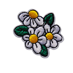 White Computerized Embroidery Cloth Iron on/Sew on Patches, Costume Accessories, Appliques, Daisy Flower, White, 36x35mm