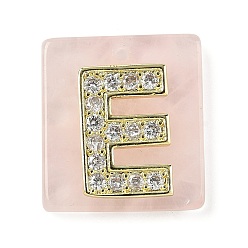 Letter E Природного розового кварца подвески, прямоугольные подвески с латунной микропаве прозрачной кубической циркониевой буквой, реальный 18 k позолоченный, долговечный, стойки покрытие, Письмо E, 21x18x5 мм, отверстие : 1.4 мм