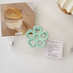 Laser-cut flower in green Chic Flower Hair Clip with Matte Finish and Cutout Design for Elegant Updos