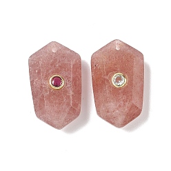 Клубничный Кварц Синтетические граненые подвески из клубничного кварца, подвески в форме кристального кластера, с латунными микро проложить кубических выводы циркония, золотые, 24.5x14.5x7.5~8.5 мм, отверстие : 1.2 мм