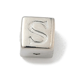 Letter S Латунные бусины, без кадмия и без свинца, долговечный, стойки покрытие, кубические, платина, Письмо с, 6x6x6 мм, отверстие : 1.8 мм