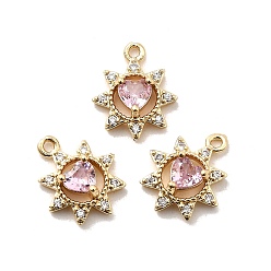 Pink Латунные микро проложить кубического циркония прелести, цветок с сердцем, долговечный, стойки покрытие, без свинца и без кадмия, реальный 18 k позолоченный, розовые, 12.5x10.5x3.5 мм, отверстие : 1.2 мм