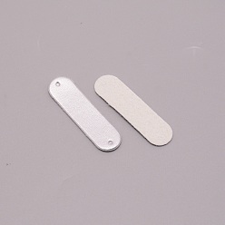 Rauch weiss Pu Lederetiketten, handgemachtes geprägtes Etikett, mit Löchern, für DIY Jeans, , , Hutzubehör, Rechteck, Rauch weiss, 45x12x1 mm, Bohrung: 1.4 mm