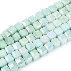 Светло-голубой Антикоррозийные гальванические стеклянные бусины, имитация драгоценных камней, кубические, с покрытием AB цвета, граненые, два тона, светло-голубой, 4~5x4~5x4~4.5 мм, отверстие : 1~1.2 мм, около 84~87 шт / нитка, 14.45~14.96'' (36.7~38 см)