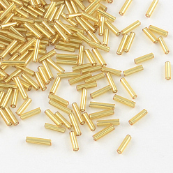 Verge D'or Perles de bugle en verre, verge d'or, argent bordée d', verge d'or, 6~8x1.8mm, Trou: 0.6mm, environ 10000 pcs / sachet 