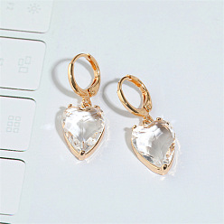 Transparent peach heart earrings Collier chic de boucles d'oreilles en cristal en forme de cœur géométrique noir et blanc serti d'accents de zircone