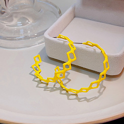 E0000-19 Yellow Wave Hollow Out Серьги-кольца С-образной формы с росписью макаронами в стиле ретро для женщин