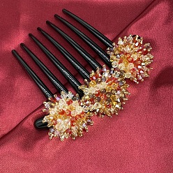 Red-colored velvet hydrangea hair comb Peigne à cheveux en forme de flocon de neige fait à la main avec perles pour des coiffures chignons élégantes