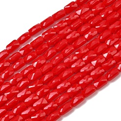 Красный Непрозрачное стекло бисер нитей, прямоугольные, граненые, красные, 7x4.5x3.5 мм, отверстие : 0.9 мм, около 79~80 шт / нитка, 21.65''~22.24'' (55~56.5 см)