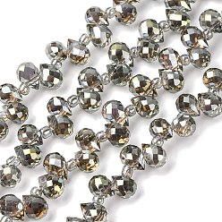 Серый Прозрачные стеклянные бусины гальваническим пряди, граненые, каплевидная капля с просверленным верхом, с полным покрытием цвета радуги, серые, 8x6~6.5 мм, отверстие : 0.8 мм, около 95 шт / нитка, 50 см