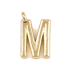 Letter M Латунь прелести, стойки покрытие, долговечный, без кадмия и без свинца, реальный 18 k позолоченный, Буква М, 8.5x5.5x1.3 мм, отверстие : 0.8 мм