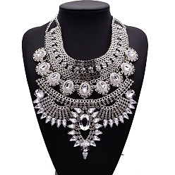 silver Crystal Lock Necklace - Fashionable Alloy Jewelry for Women's Collarbone