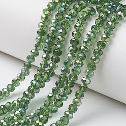 Verde Lima Electroplate transparentes cuentas de vidrio hebras, medio verde chapado, facetados, Rondana plana, verde lima, 3x2 mm, agujero: 0.8 mm, sobre 150~155 unidades / cadena, 15~16 pulgada (38~40 cm)