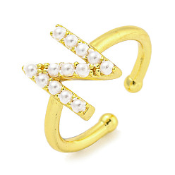 Letter N Латунные открытые манжеты для женщин, с ABS имитации жемчуга, без кадмия и без свинца, долговечный, буквы, Письмо N, внутренний диаметр: 17 мм, буква n: 11.8x8.5 мм