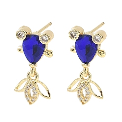 Королевский синий Серьги-гвоздики в форме рыбок из латуни с микропаве из кубических цирконий, со стеклом, стойки покрытие, золотые, королевский синий, 20.5x10.5 мм