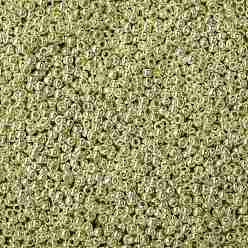 (PF559) PermaFinish Yellow Gold Metallic TOHO Round Seed Beads, Japanese Seed Beads, (PF559) PermaFinish Yellow Gold Metallic, 8/0, 3mm, Hole: 1mm, about 222pcs/bottle, 10g/bottle