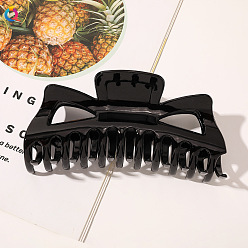 Big Monster Claw Clip - Glossy Black Retro Style Hair Clip for Women, Elegant Updo with Shark Teeth Headpiece