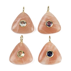 Солнечный Камень Подвески из натурального солнечного камня, треугольные подвески с латунной микропаве с кубическими цирконами разных цветов, золотые, 26x21x6.5 мм, отверстие : 3x2 мм