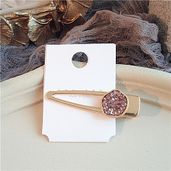 Lavender Sparkling Geometric Metal Hair Clip with Floral Design and Gold Plating