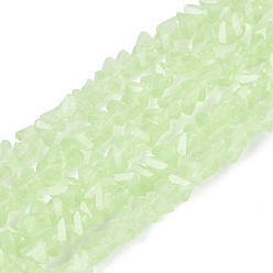 Бледно-Зеленый Стеклянные бусины, имитация нефрита , треугольные, граненые, бледно-зеленый, 2~2.5x3.5~4x3.5~4 мм, отверстие : 0.8~0.9 мм, около 126~132 шт / нитка, 13.78~14.96 дюйм (35~38 см)