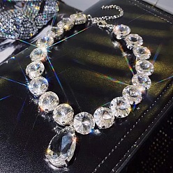 Main graphic style Sexy Crystal Necklace Collarbone Chain Chocker Neck Jewelry for Women.
