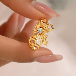 Золотой Элегантное полое шестиугольное цветочное латунное кольцо с микро-паве, прозрачное кольцо с кубическим цирконием, открытая манжета для женской повседневной одежды, золотые, внутренний диаметр: 16~18 мм