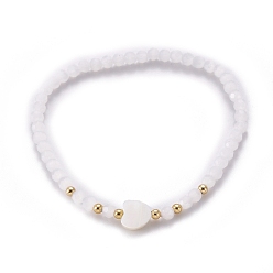Blanc Verre à facettes perles bracelets extensibles, avec des perles en laiton et des perles en coquillage trochid naturel cœur, blanc, diamètre intérieur: 2-1/4 pouce (5.8 cm)