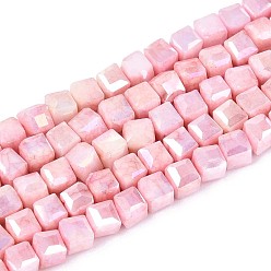Светло-Коралловый Антикоррозийные гальванические стеклянные бусины, имитация драгоценных камней, кубические, с покрытием AB цвета, граненые, два тона, свет коралловый, 4~5x4~5x4~4.5 мм, отверстие : 1~1.2 мм, около 84~87 шт / нитка, 14.45~14.96'' (36.7~38 см)