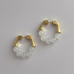 Transparent White Earrings Minority Retro Design Metal Pearl Earrings Women's Fashion Temperament Personality Beaded Earrings Simple Versatile Ear Studs