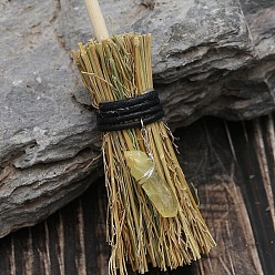 Yellow Mini Witch Wiccan Altar Broom with Dyed Natural Crystal  Wand, Halloween Healing Wiccan Ritual Decor, Yellow, 150x25mm