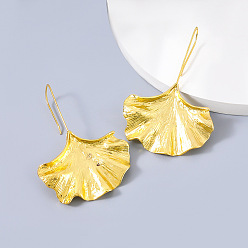 Золотой Модные серьги-крючки из сплава с листьями гинкго - ретро, модный, аксессуары для вечеринок.