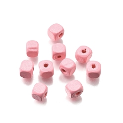 Pink Спрей окрашены деревянные бусины, квадратный, розовые, 6x6x6 мм, отверстие : 1.6~2 мм