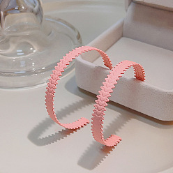 E0000-13 Pink Gear Серьги-кольца С-образной формы с росписью макаронами в стиле ретро для женщин