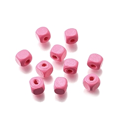 Ярко-Розовый Спрей окрашены деревянные бусины, квадратный, ярко-розовый, 6x6x6 мм, отверстие : 1.6~2 мм