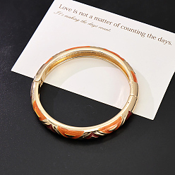 Оранжевый Латунные эмалевые браслеты для женщин, треугольные, реальный 18 k позолоченный, оранжевые, внутренний диаметр: 2-1/4 дюйм (5.8 см)