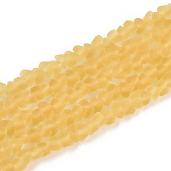 Светло-хаки Матовые прозрачные стеклянные бусины, треугольные, светлый хаки, 3~3.5x4~4.5x4~4.5 мм, отверстие : 0.8 мм, около 121~131 шт / нитка, 14.37~15.35 дюйм (36.5~39 см)