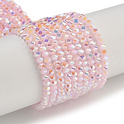Бледно-Розовый Стеклянные бусины с гальваническим покрытием , гальваническое покрытие, граненые, двухконусные, розовый жемчуг, 4x4x3 мм, отверстие : 1 мм, около 149 шт / нитка, 12.2~12.6'' (31~32 см)