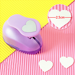 Heart Plastic Paper Craft Hole Punches, Paper Puncher for DIY Paper Cutter Crafts & Scrapbooking, Random Color, Wave Edge, Heart Pattern, 70x40x60mm