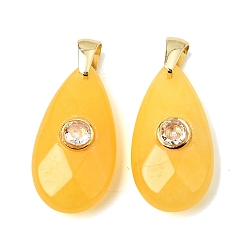 Белый Нефрит Крашеные натуральный белый нефрит подвески, Граненые подвески в форме капли с фурнитурой из прозрачных кубических цирконий, инкрустированной латунью методом микропаве., золотые, стойки покрытие, золотые, 25x13.5x8 мм, отверстие : 4x4 мм
