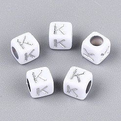 Letter K Акриловые бусины, горизонтальное отверстие, металлическое покрытие, кубические, белые, Письмо K, 6x6x6 мм, отверстие : 3.5 мм, 2600 шт / 500 г
