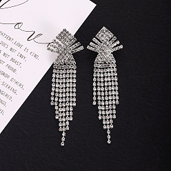 White diamond Fashionable Tassel Earrings with Jellyfish Claw Chain and Micro Inlaid Diamonds