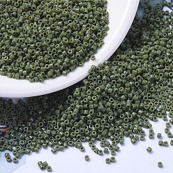 (DB1135) Непрозрачный Авокадо Бусины miyuki delica, цилиндр, японский бисер, 11/0, (дБ 1135) непрозрачный авокадо, 1.3x1.6 мм, отверстие : 0.8 мм, Около 2000 шт / 10 г