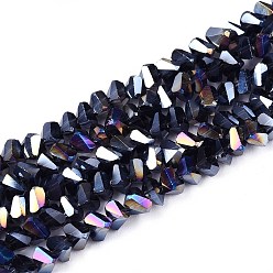Прусский Синий Гальванизируйте прозрачное стекло бисер нитей, треугольные, с покрытием AB цвета, граненые, берлинская лазурь, 3~3.5x4~4.5x4~4.5 мм, отверстие : 0.8 мм, около 121~131 шт / нитка, 14.37~15.35 дюйм (36.5~39 см)