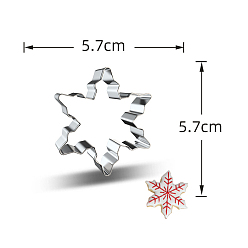 Stainless Steel Color DIY 430 Stainless Steel Christmas Snowflake-shaped Cutter Candlestick Candle Molds, Fondant Biscuit Cookie Cutting Mould, Stainless Steel Color, 5.7x5.7x2.5cm