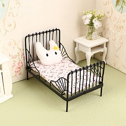 Cat Shape Мини-утюг, детская кроватка и подушка, аксессуары для домашнего кукольного домика с микро-ландшафтом, притворяясь опорными украшениями, форма кошки, 115x70x80 мм