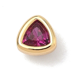 Ярко-Розовый Треугольные латунные микропаве кабошоны из кубического циркония, стойки покрытие, долговечный, без свинца и без кадмия, реальный 18 k позолоченный, ярко-розовый, 5x5x3.5 мм